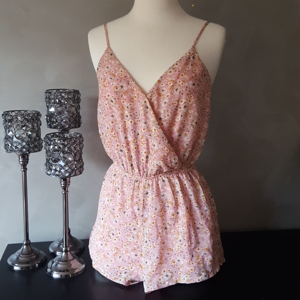 Cute Light Pink Floral Romper Playsuit